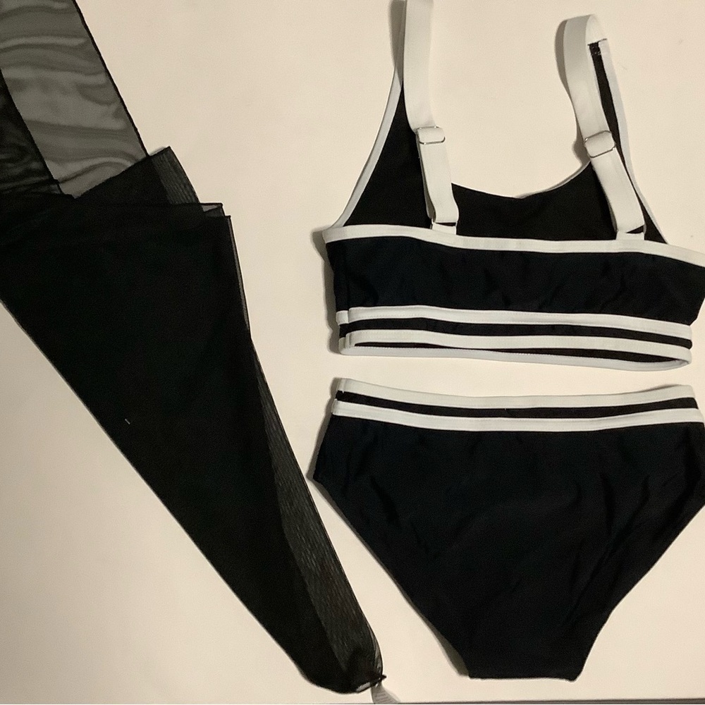 Teens’Black and White Bikini Set 3 pieces Sz 11-12 Y. NWOT - Picture 4 of 8